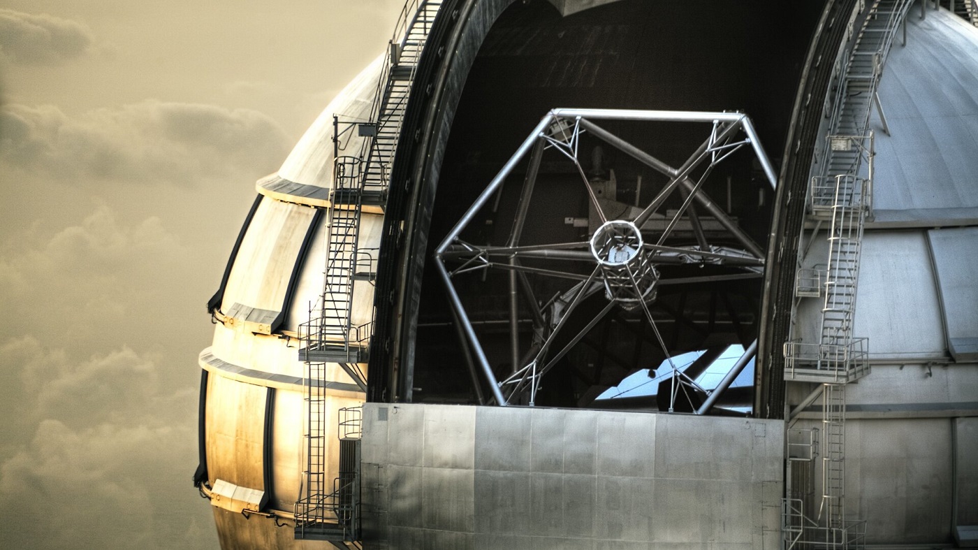  Gran Telescopio Canarias telescope with the dome open