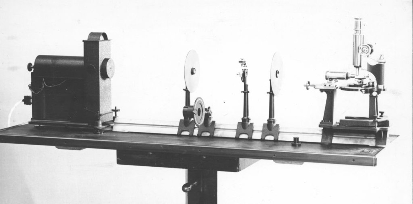 Ultramicroscope by Henry Siedentopf and Richard A. Zsigmondy