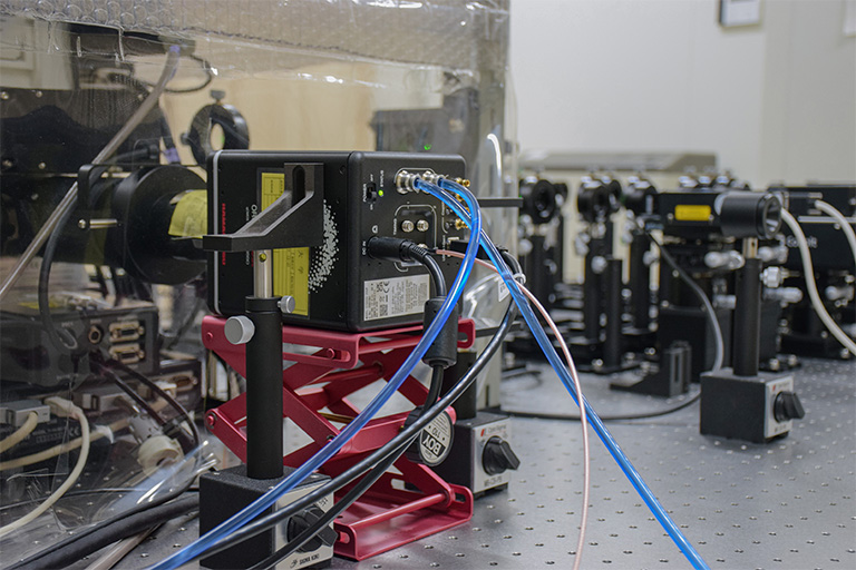 RCA-Quest connected to TIRF optical system