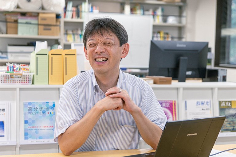 International Center for Synchrotron Radiation Innovation Smart, Dr. Wataru Yashiro